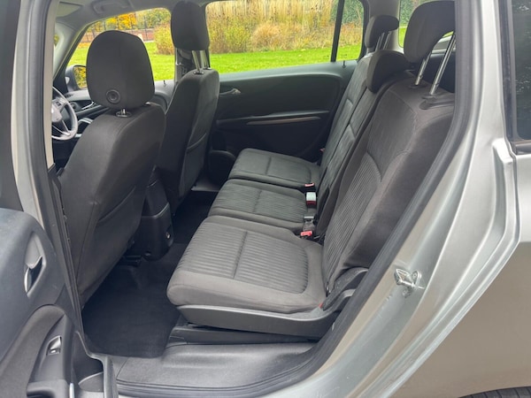 Used Vauxhall Zafira Tourer 2017 for sale - 76293174: Photo 11