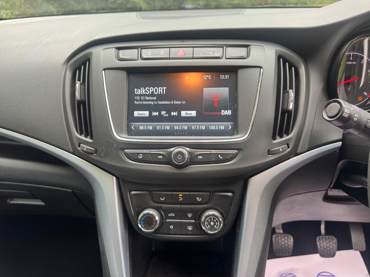 Used Vauxhall Zafira Tourer 2017 for sale - 76293174: Photo 17