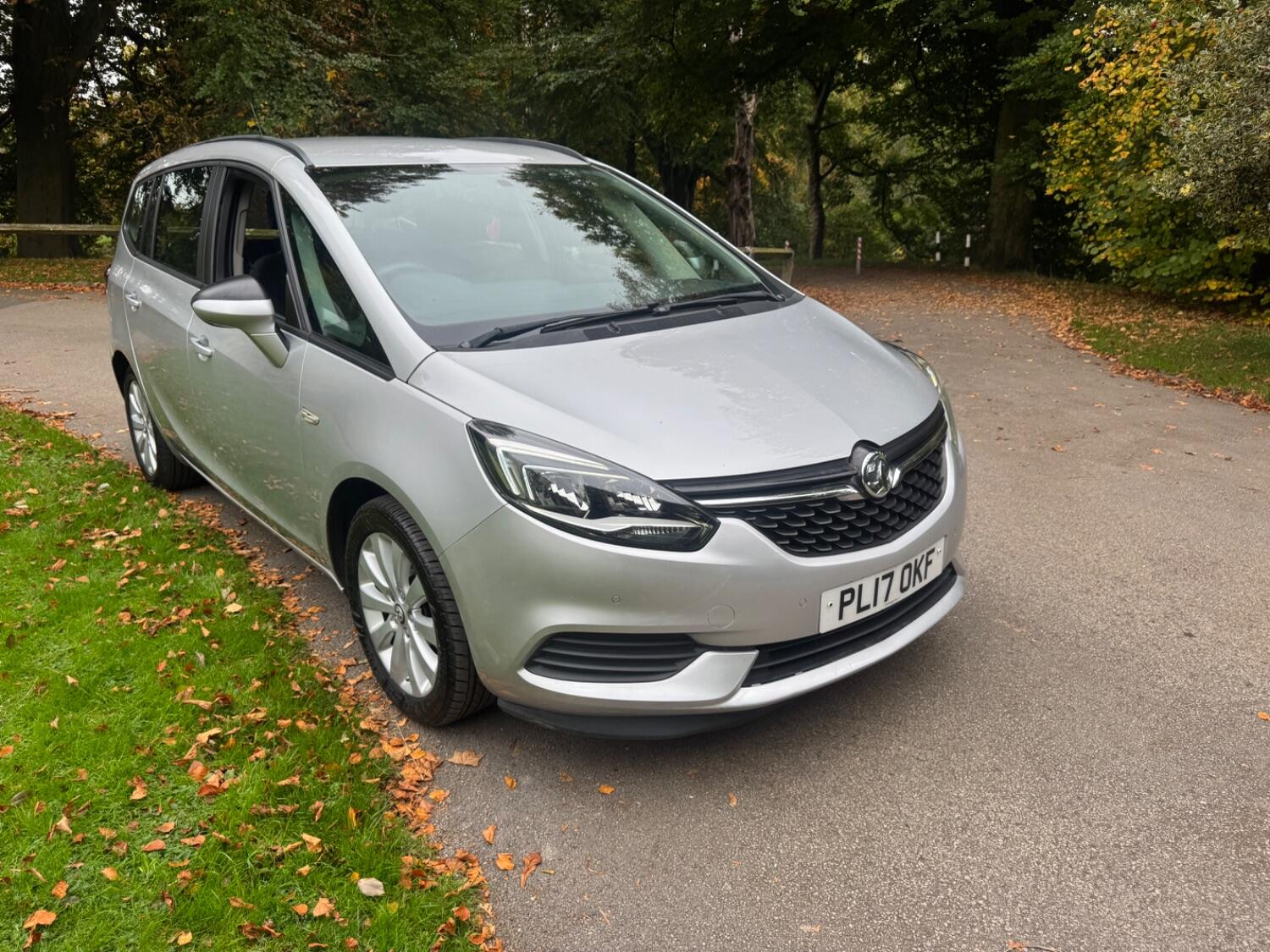 Used Vauxhall Zafira Tourer 2017 for sale - 76293174: Photo 2