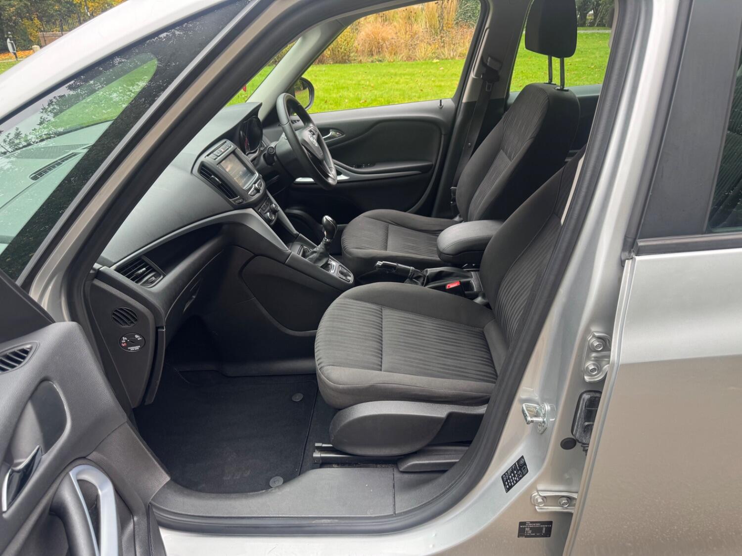 Used Vauxhall Zafira Tourer 2017 for sale - 76293174: Photo 9