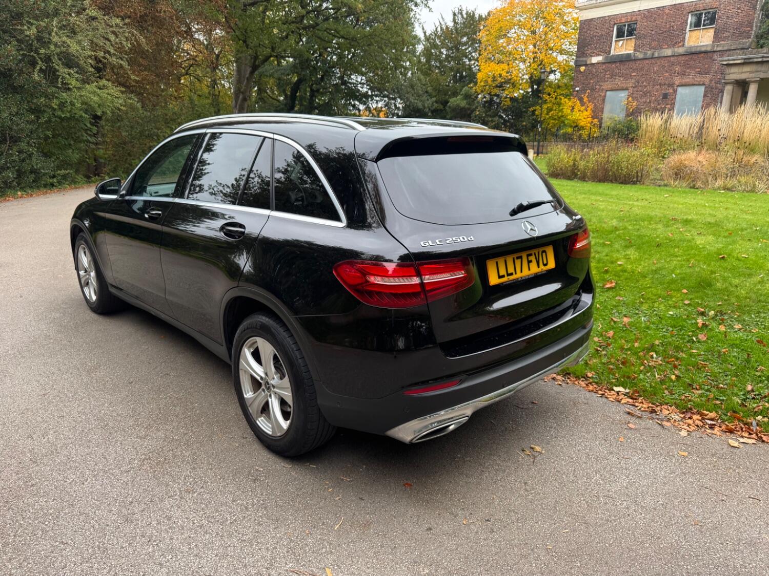Used Mercedes-Benz GLC 2017 for sale - 76281448: Photo 4