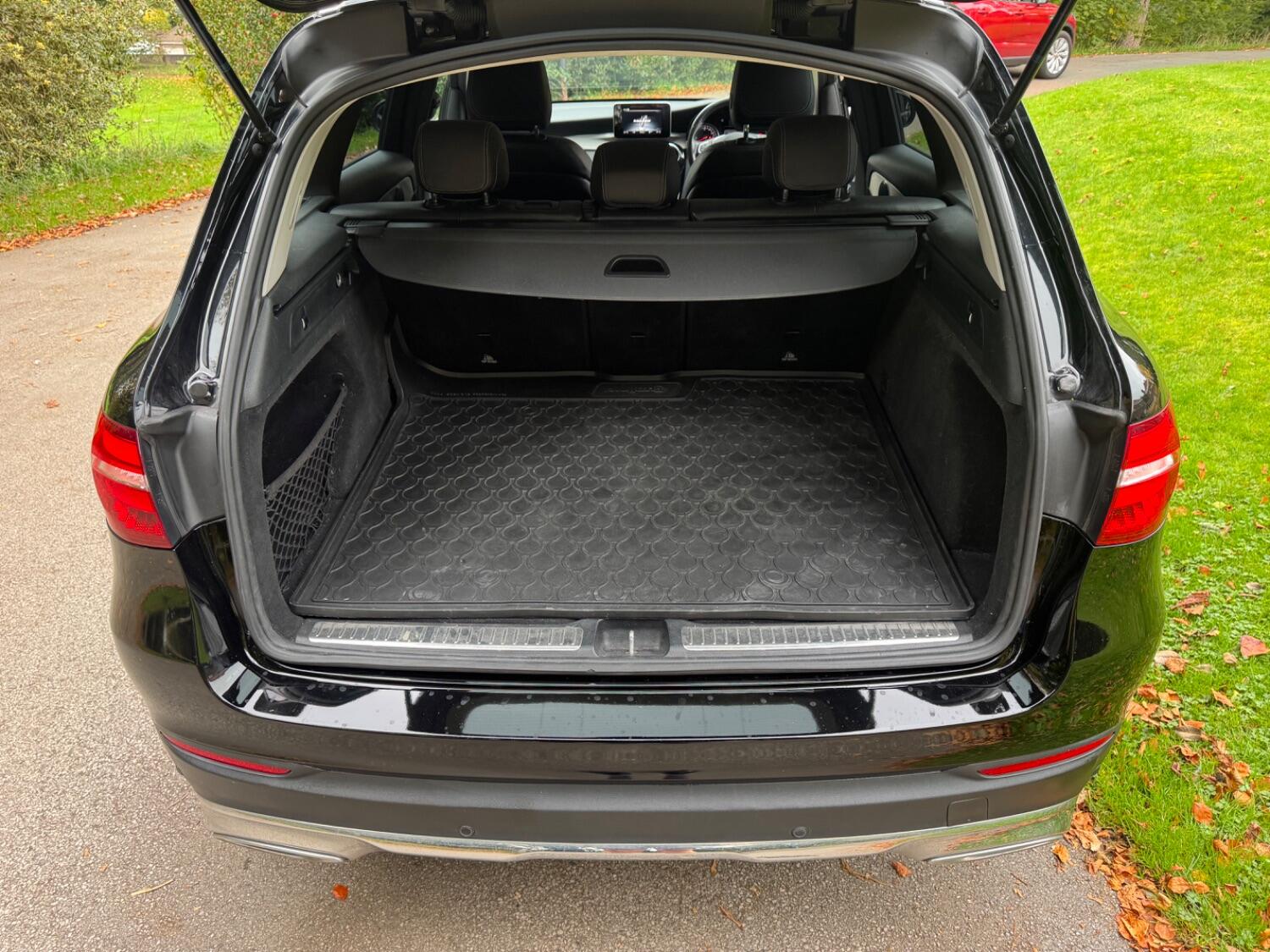 Used Mercedes-Benz GLC 2017 for sale - 76281448: Photo 9