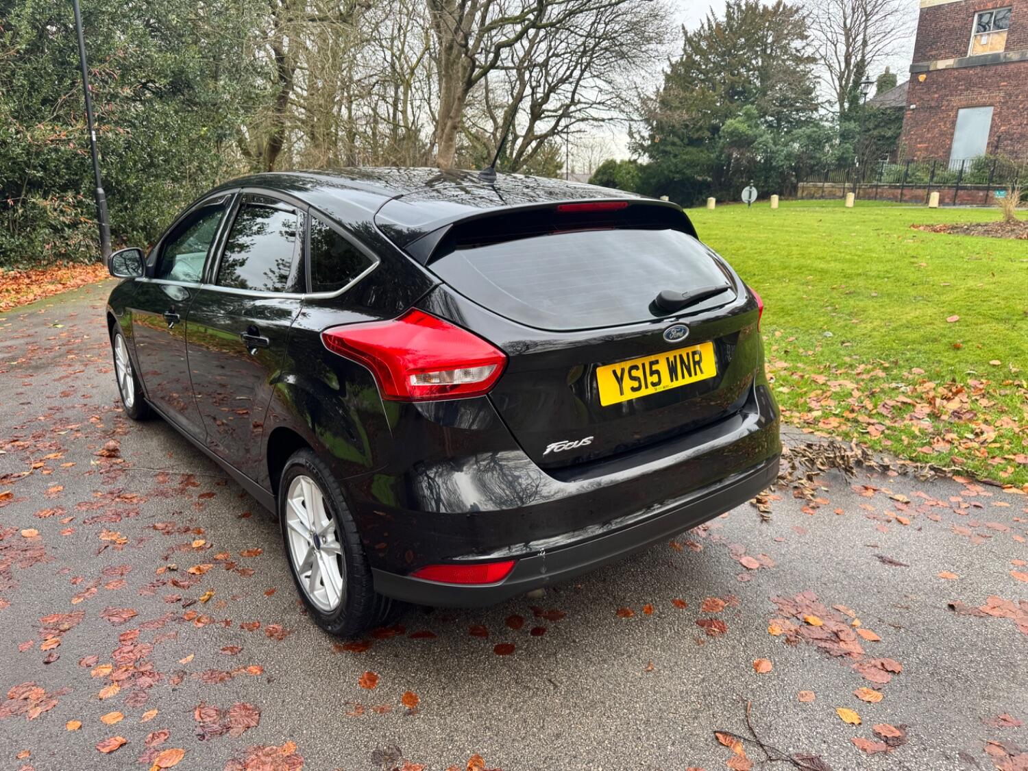 Used Ford Focus 2015 for sale - 76793994: Photo 2