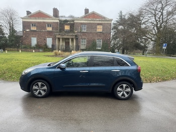 Used Kia Niro 2017 for sale - 77649539: Photo