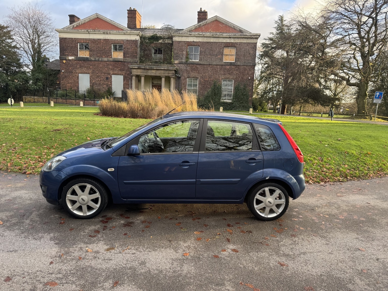 Used Ford Fiesta 2008 for sale - 76896905: Photo 4