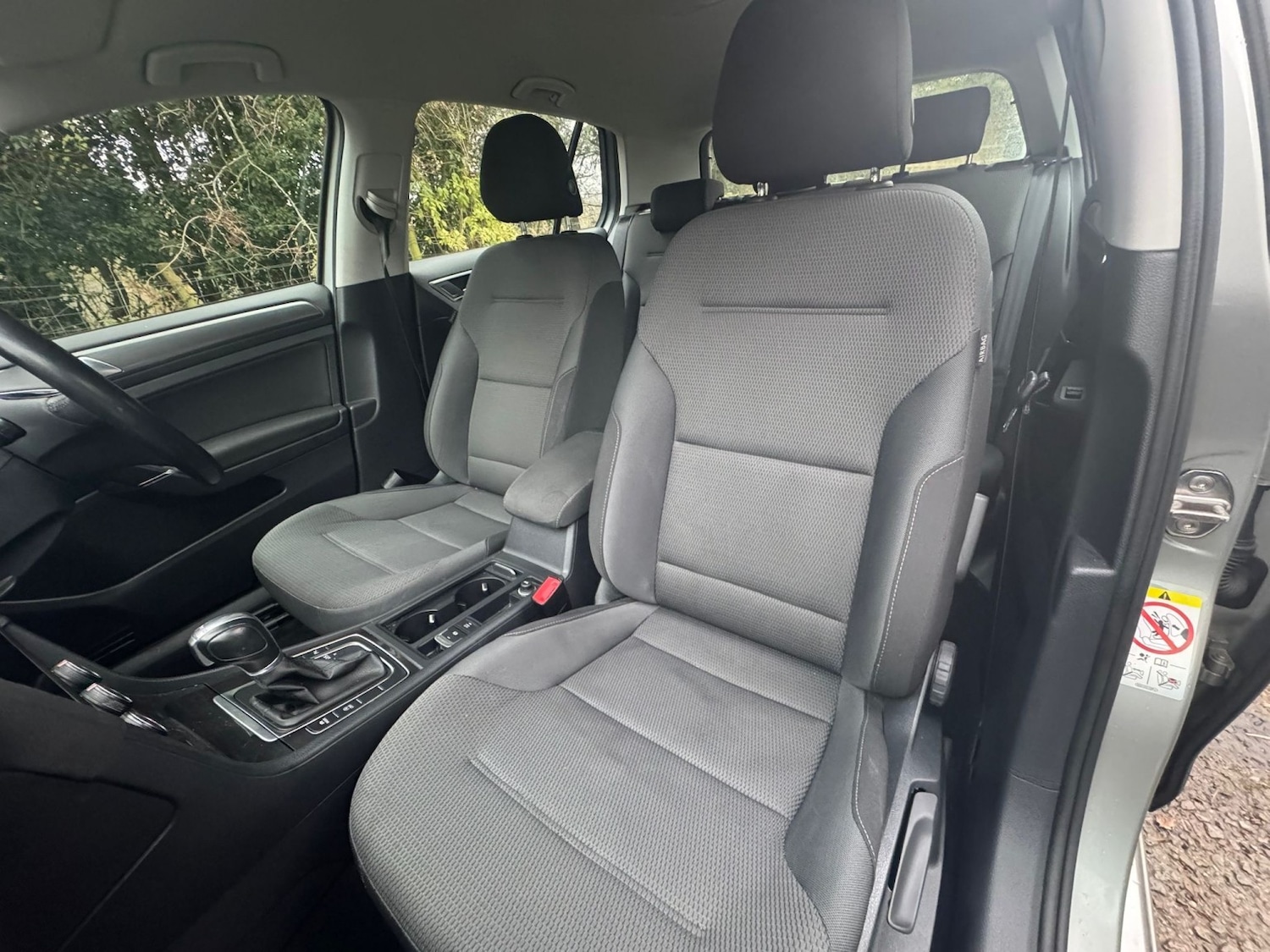 Used Volkswagen Golf 2019 for sale - 76734782: Photo 10