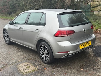 Used Volkswagen Golf 2019 for sale - 76734782: Photo