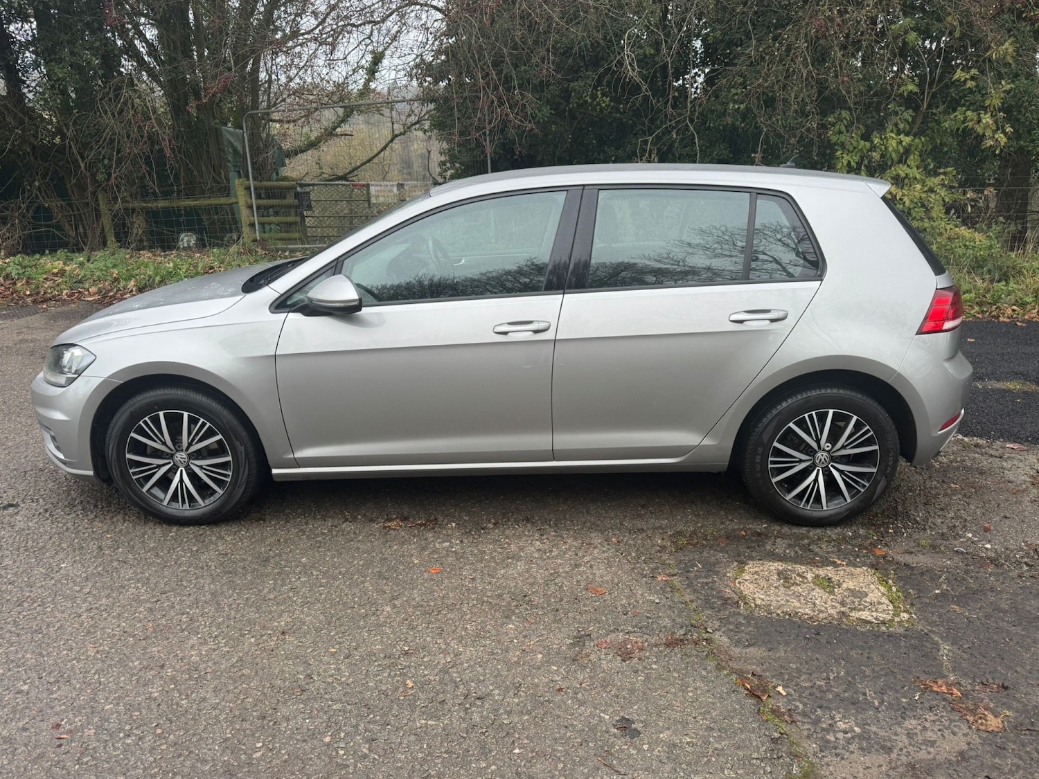 Used Volkswagen Golf 2019 for sale - 76734782: Photo 6