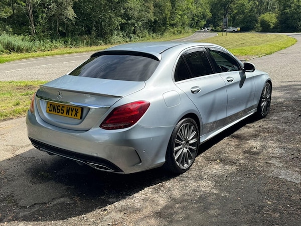 Used Mercedes-Benz C-Class 2015 for sale - 75385929: Photo 7
