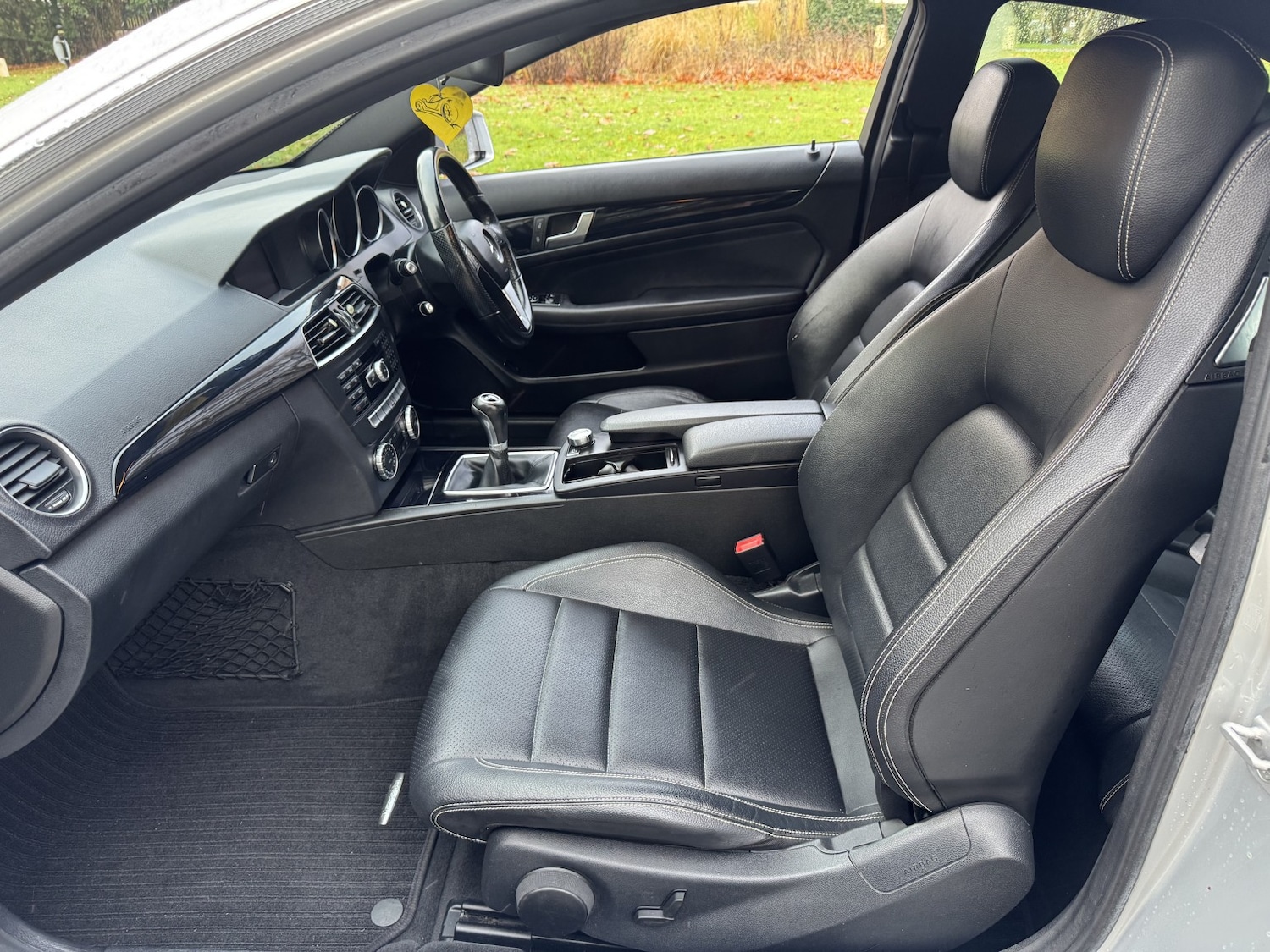 Used Mercedes-Benz C Class 2014 for sale - 76656167: Photo 11