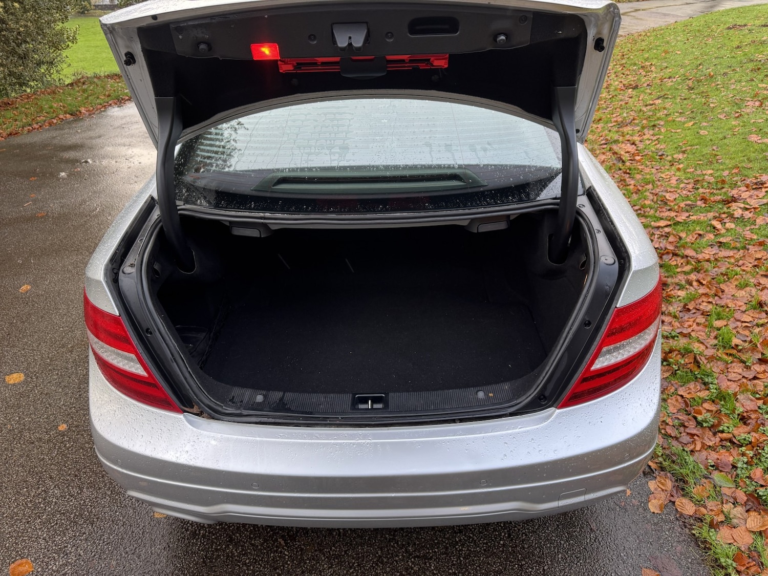 Used Mercedes-Benz C Class 2014 for sale - 76656167: Photo 8