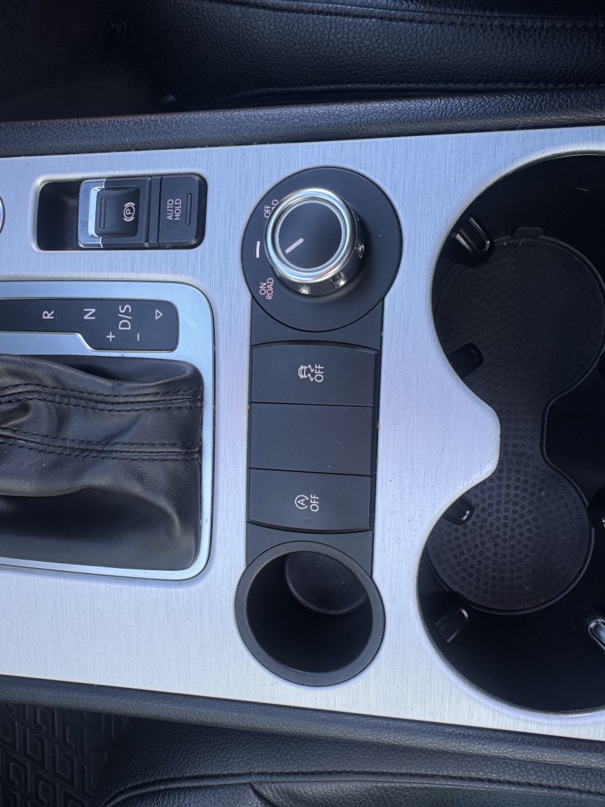 Used Volkswagen Touareg 2013 for sale - 77758982: Photo 15