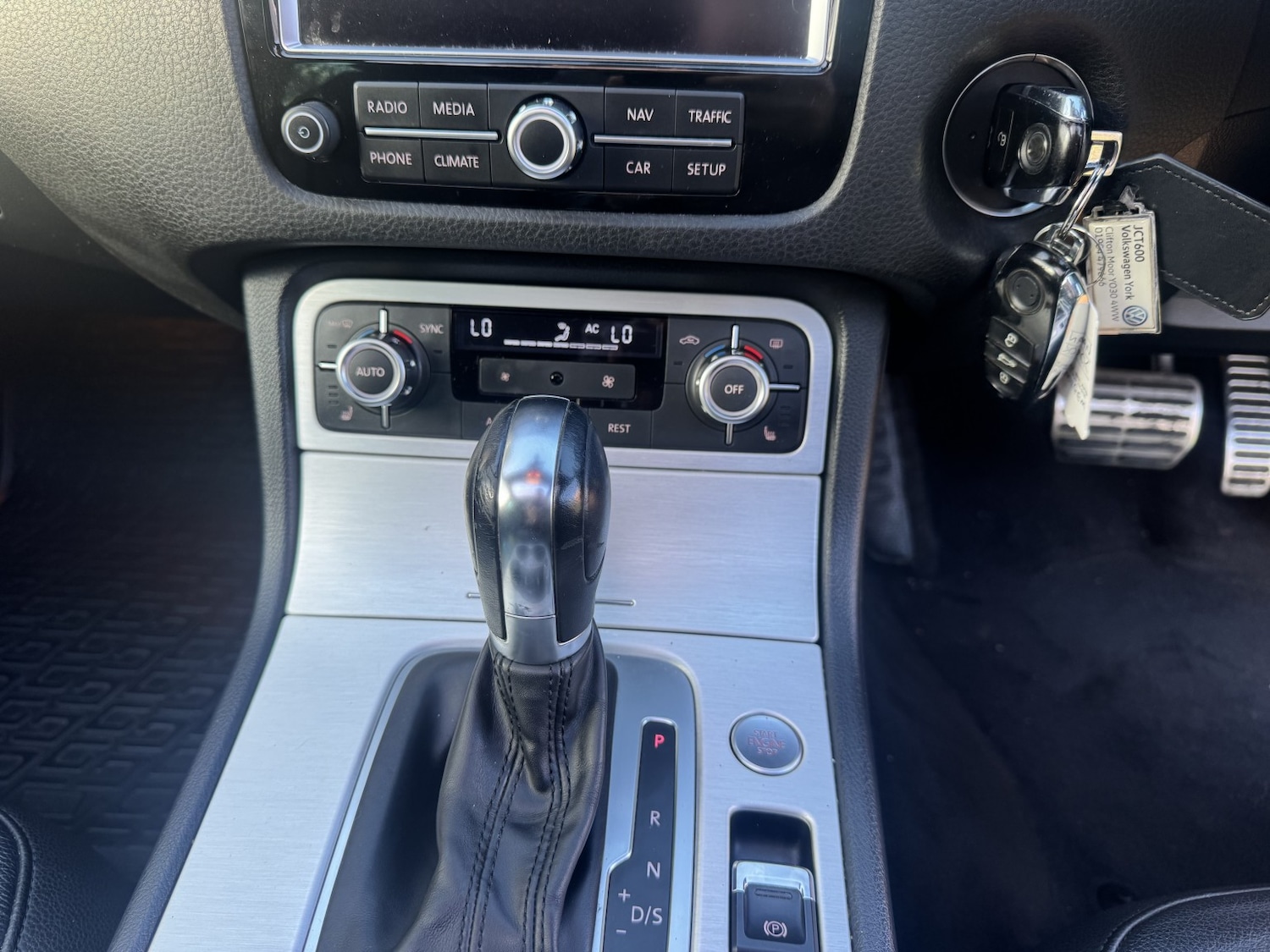 Used Volkswagen Touareg 2013 for sale - 77758982: Photo 16