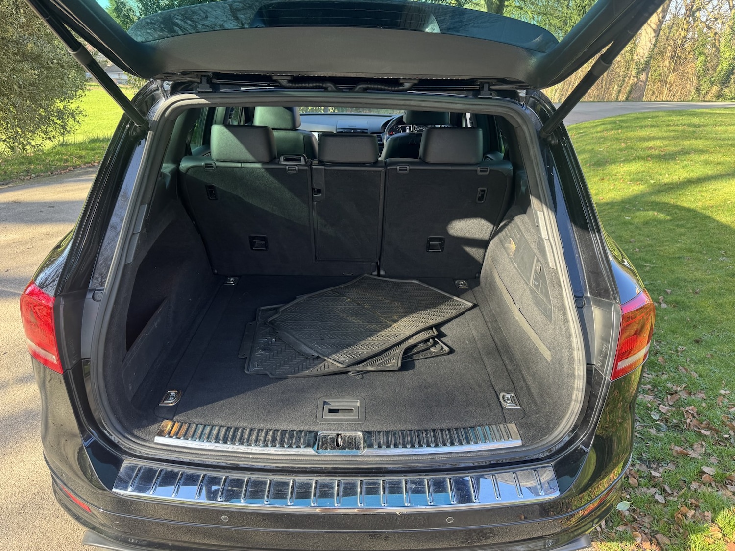 Used Volkswagen Touareg 2013 for sale - 77758982: Photo 8