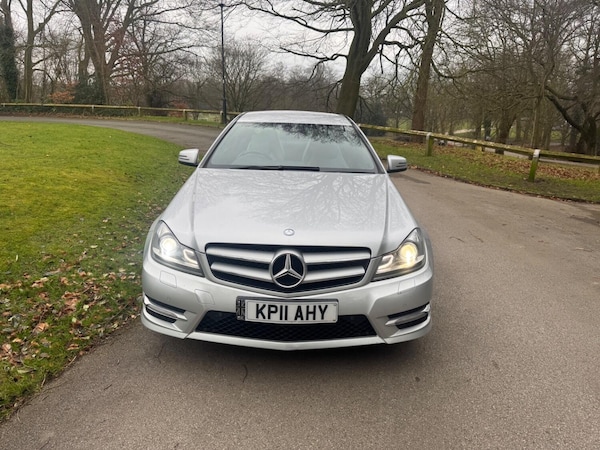 Used Mercedes-Benz C-Class 2011 for sale - 74406125: Photo 3