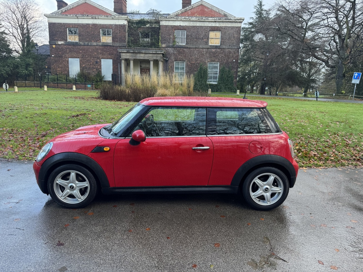 Used MINI Hatch 2009 for sale - 76687147: Photo 4