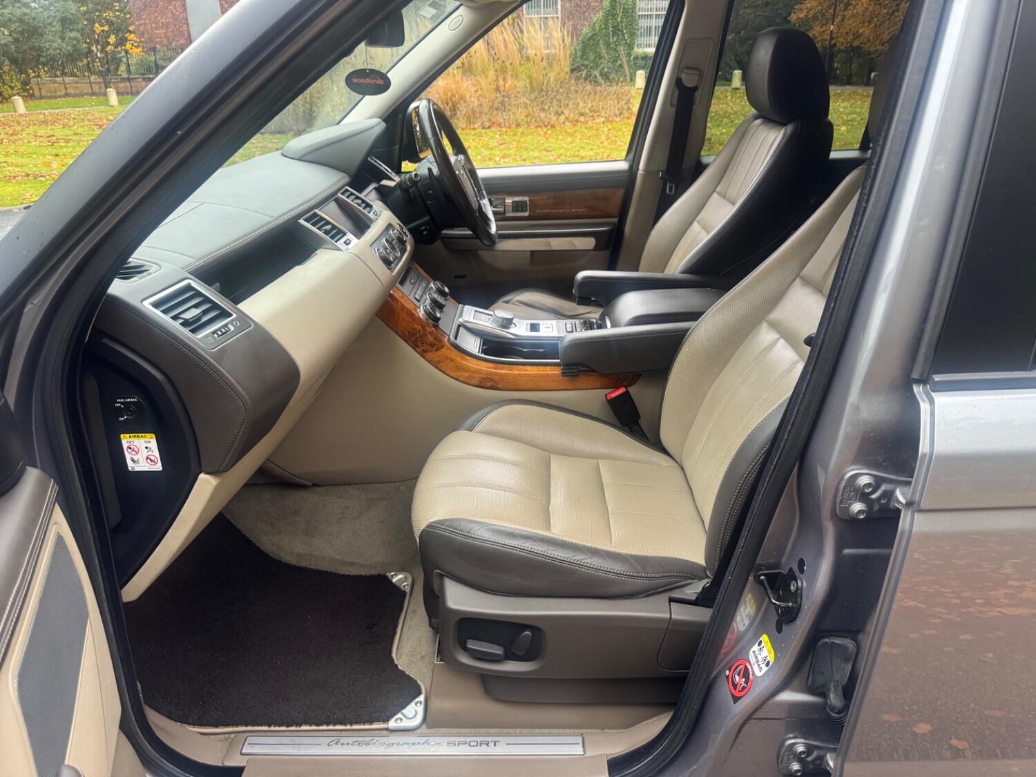 Used Land Rover Range Rover Sport 2012 for sale - 76418332: Photo 11