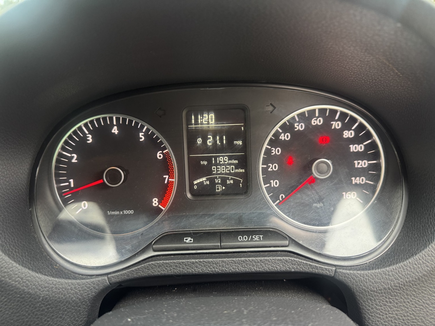 Used Volkswagen Polo 2010 for sale - 76863815: Photo 14