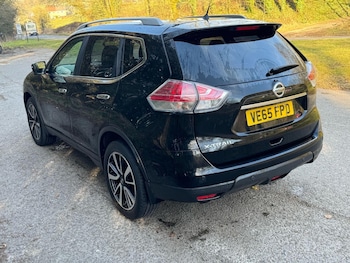 Used Nissan X-Trail 2015 for sale - 76455508: Photo