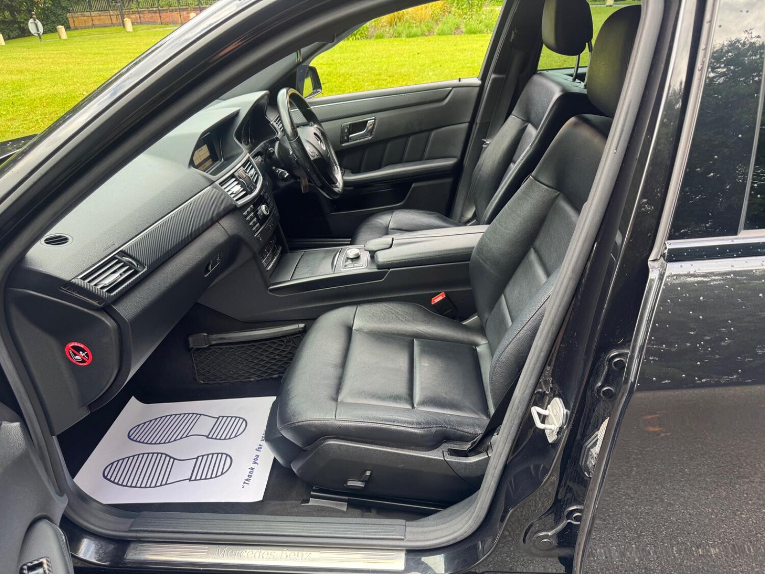 Used Mercedes-Benz E Class 2009 for sale - 76769170: Photo 8