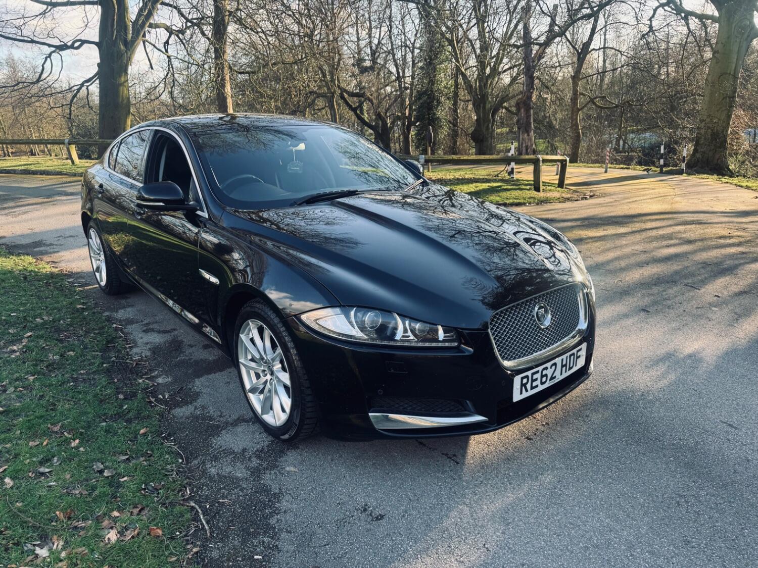 Used Jaguar XF 2012 for sale - 76769206: Photo 2