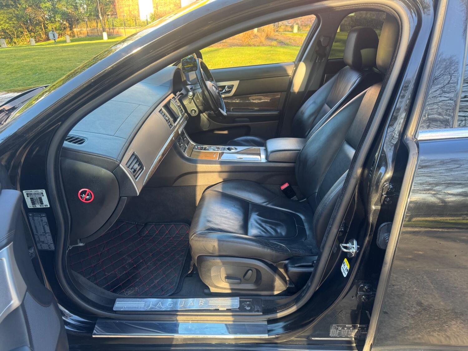 Used Jaguar XF 2012 for sale - 76769206: Photo 6