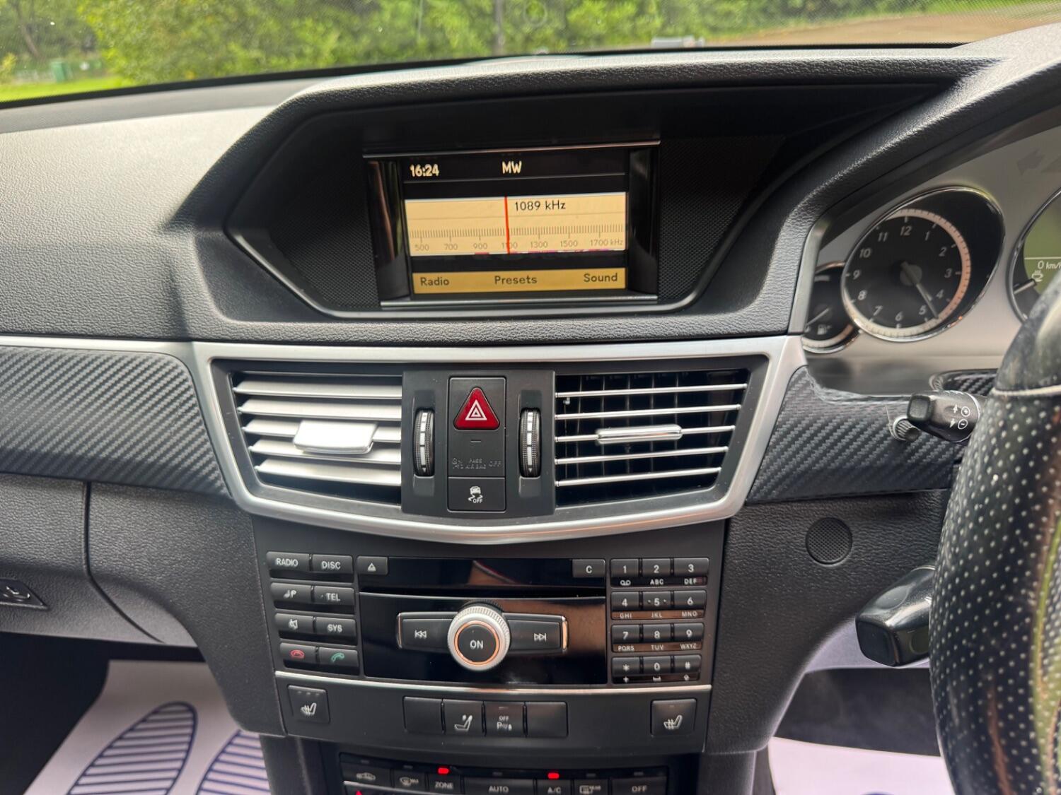 Used Mercedes-Benz E Class 2009 for sale - 76687274: Photo 14