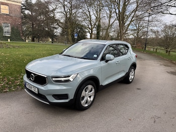 2019 - 2.0 D3 Momentum 5dr