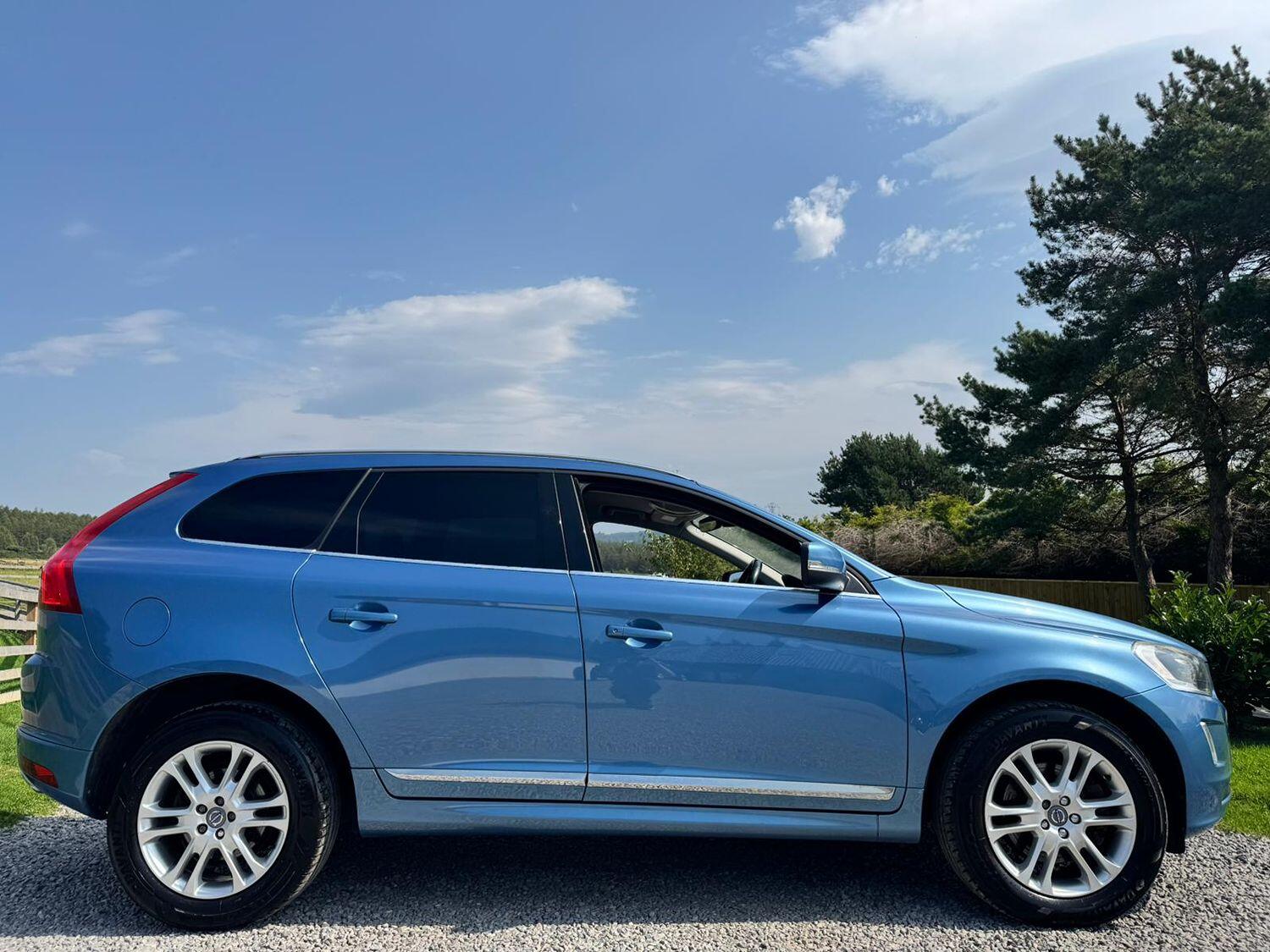 Used Volvo XC60 2015 for sale - 76794358: Photo 3