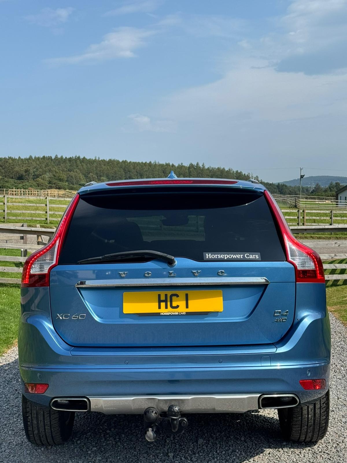 Used Volvo XC60 2015 for sale - 76794358: Photo 4