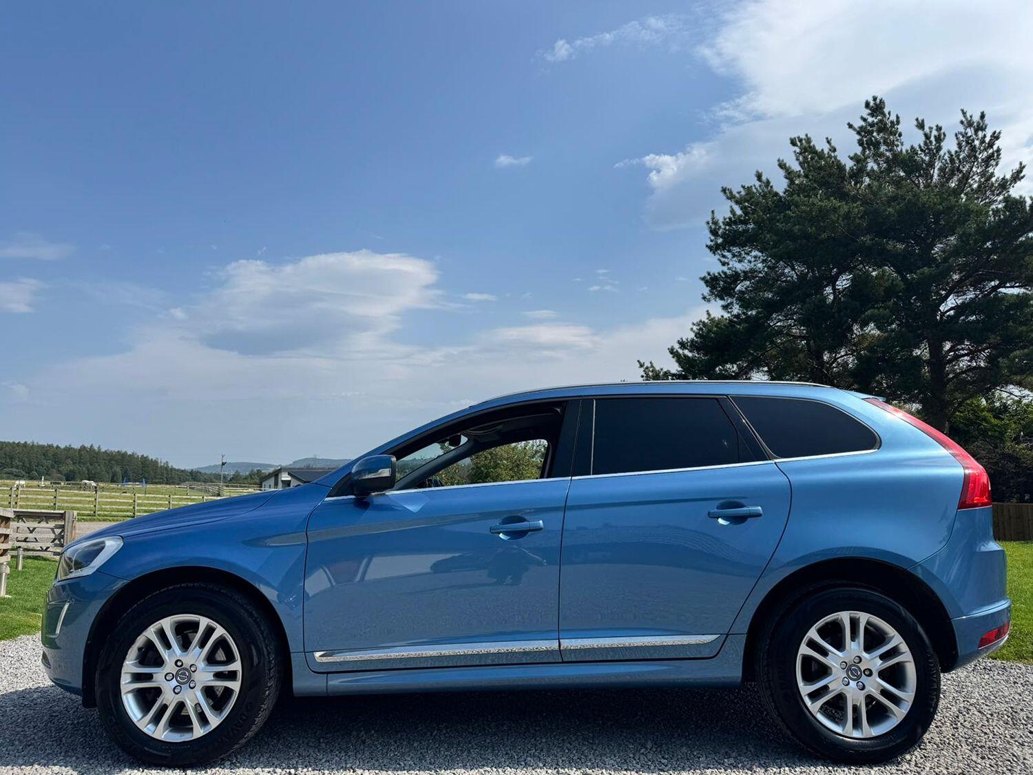 Used Volvo XC60 2015 for sale - 76794358: Photo 5