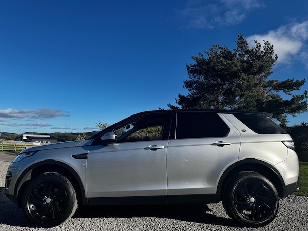 Used Land Rover Discovery Sport 2017 for sale - 76186716: Photo 12