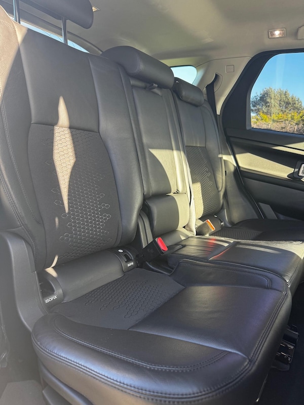 Used Land Rover Discovery Sport 2017 for sale - 76186716: Photo 14