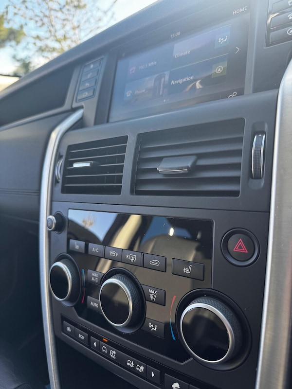 Used Land Rover Discovery Sport 2017 for sale - 76186716: Photo 18