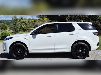 Used Land Rover Discovery Sport 2021 for sale - 78956795: Photo