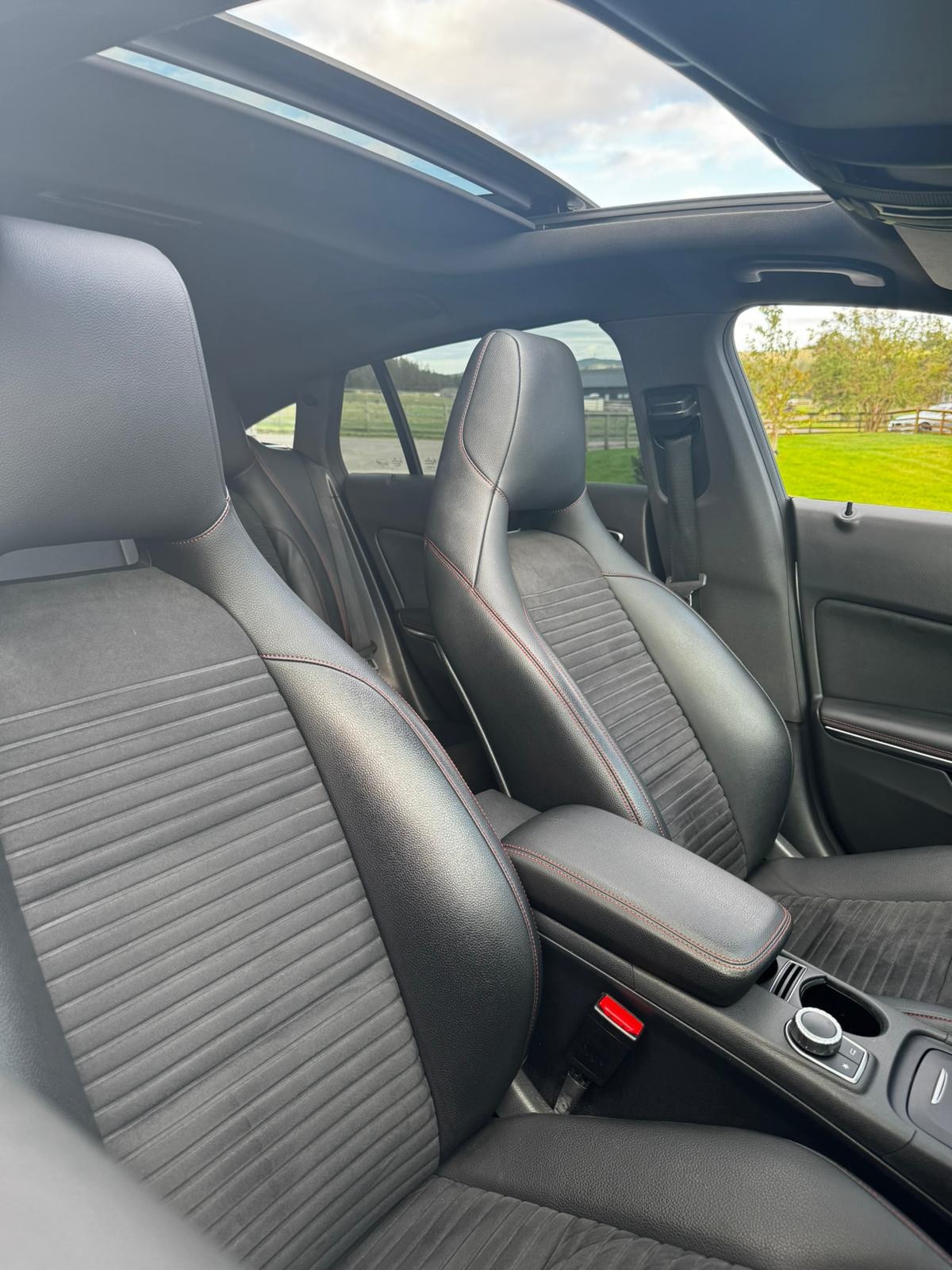 Used Mercedes-Benz CLA 2015 for sale - 76855364: Photo 12