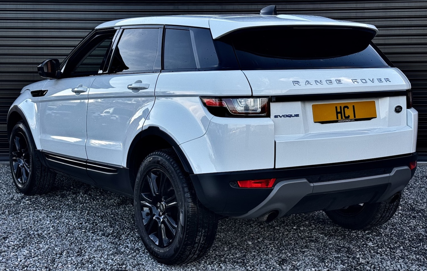Used Land Rover Range Rover Evoque 2017 for sale - 76785101: Photo 2
