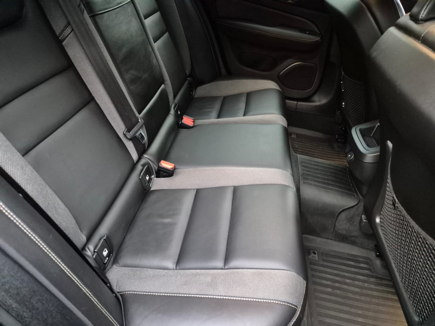 Used Volvo V60 2021 for sale - 76758861: Photo 14