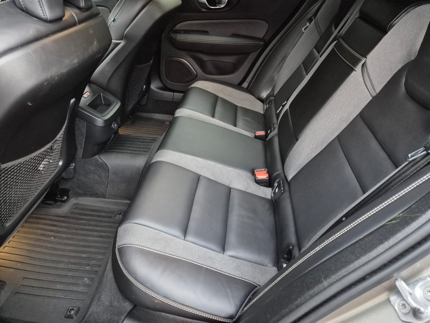 Used Volvo V60 2021 for sale - 76758861: Photo 16