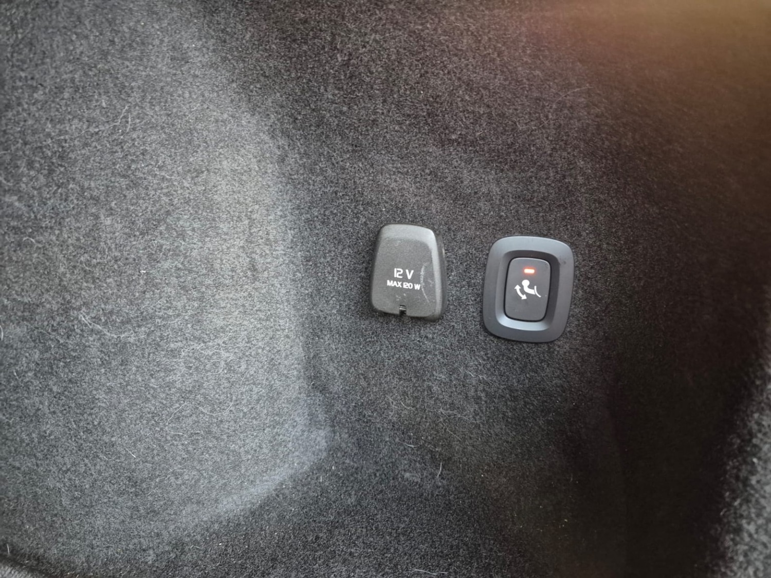 Used Volvo V60 2021 for sale - 76758861: Photo 17