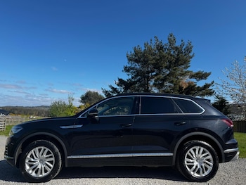 Used Volkswagen Touareg 2019 for sale - 78386056: Photo