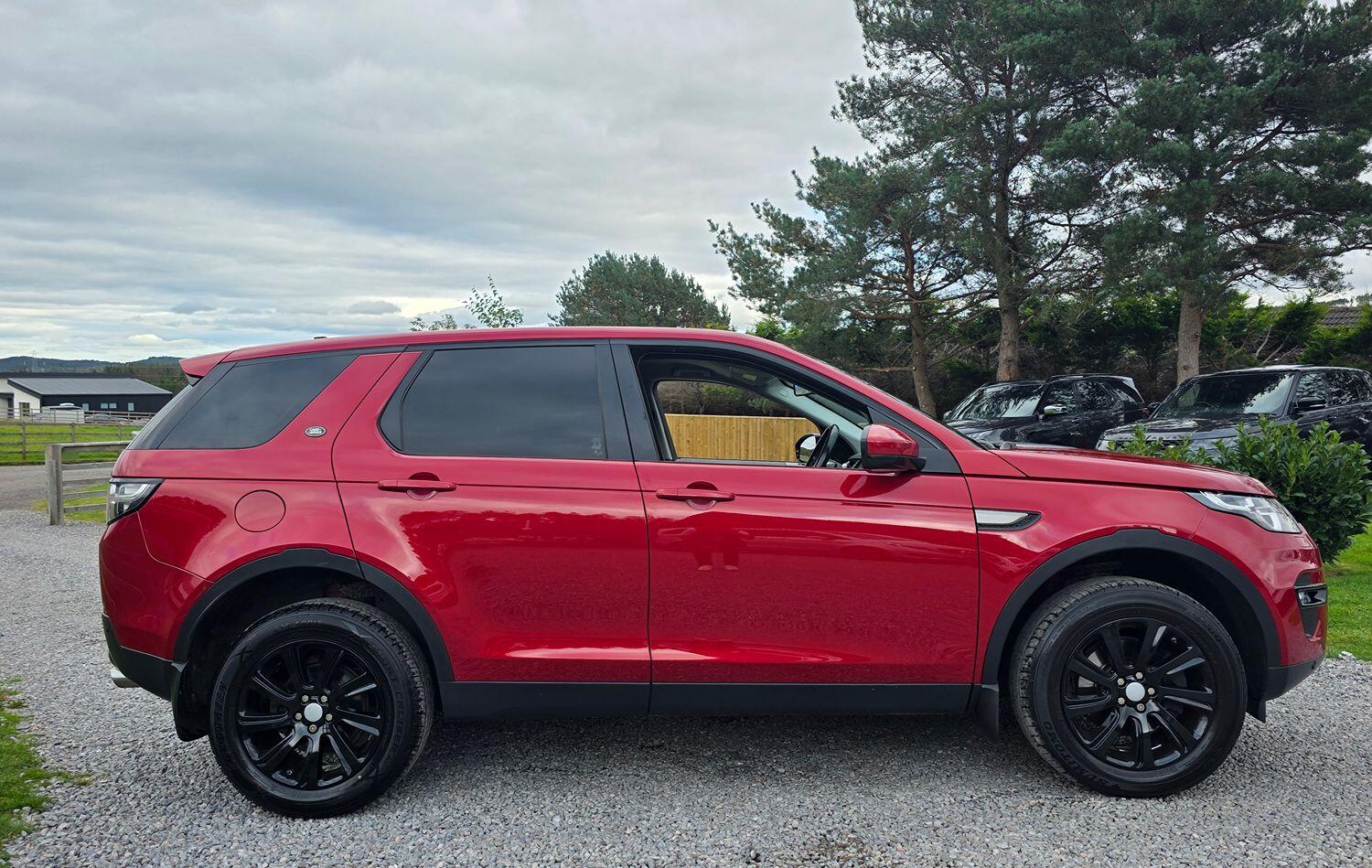 Used Land Rover Discovery Sport 2016 for sale - 75994565: Photo 2