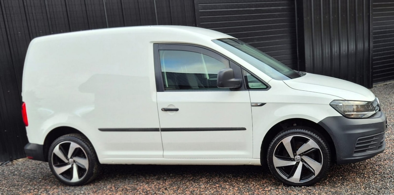 Used Volkswagen Caddy 2018 for sale - 76758867: Photo 2