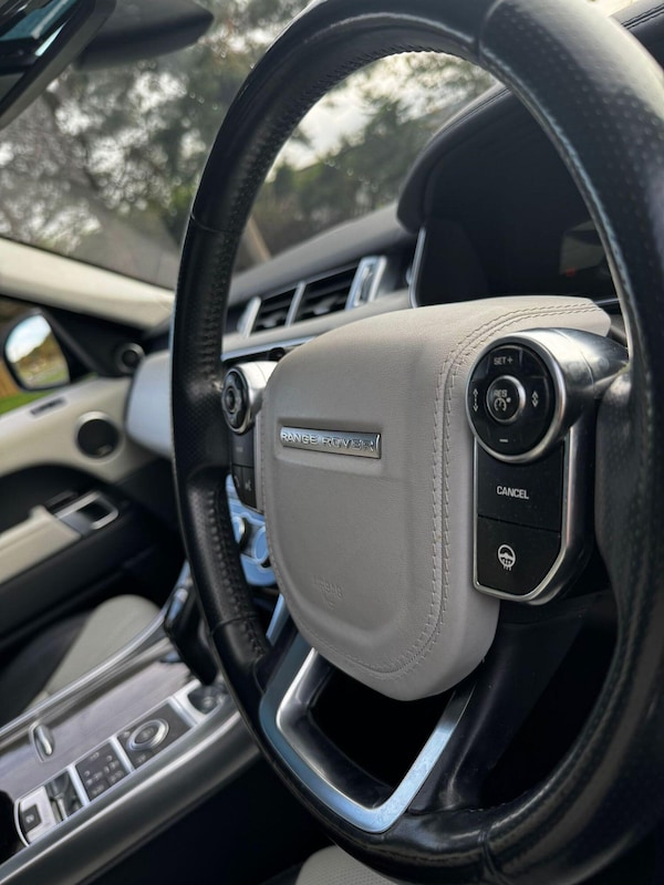 Used Land Rover Range Rover Sport 2015 for sale - 76257712: Photo 13