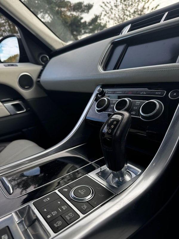 Used Land Rover Range Rover Sport 2015 for sale - 76257712: Photo 15