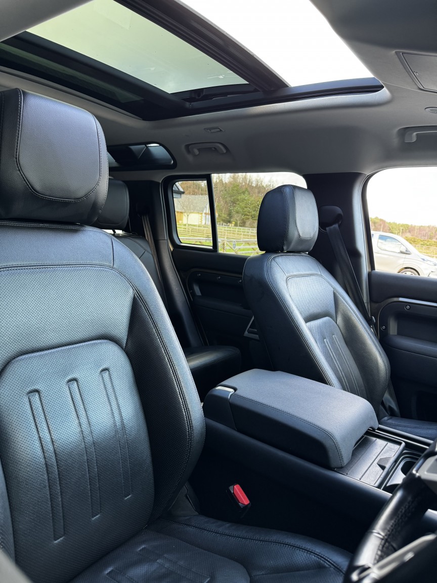 Used Land Rover Defender 110 2021 for sale - 77303644: Photo 7