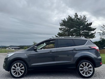 Used Ford Kuga 2019 for sale - 75806490: Photo