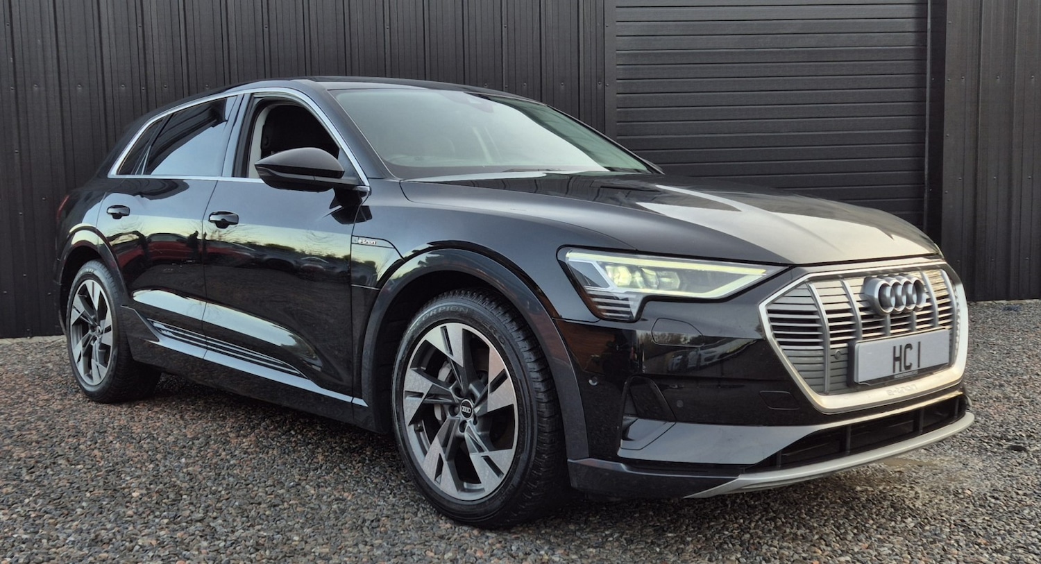 Used Audi e-tron 2021 for sale - 76794351: Photo 6