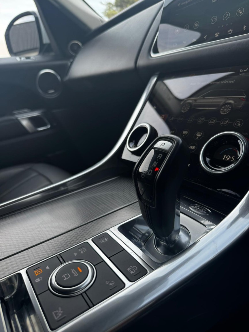 Used Land Rover Range Rover Sport 2018 for sale - 77656263: Photo 9