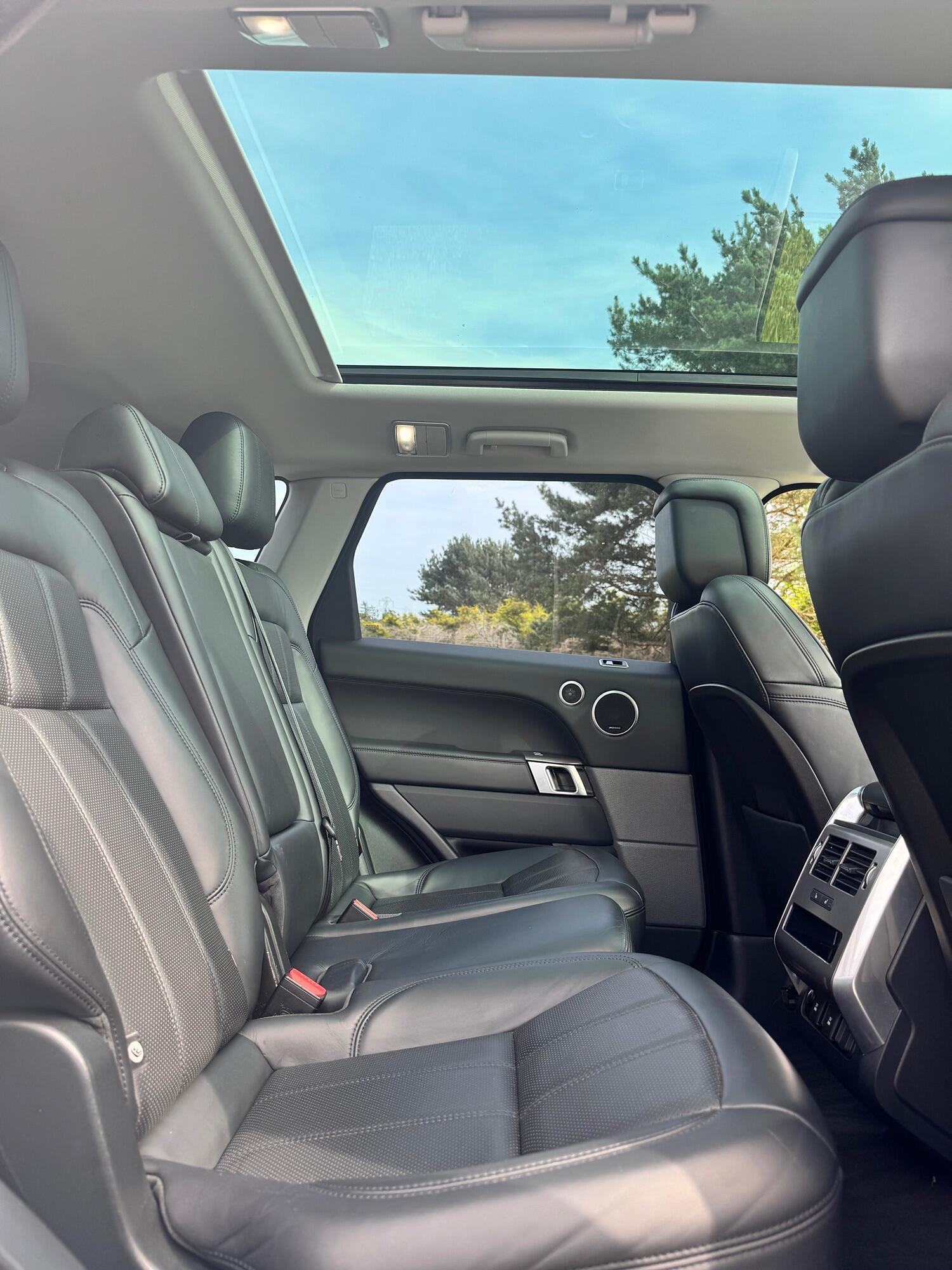 Used Land Rover Range Rover Sport 2018 for sale - 76058023: Photo 16